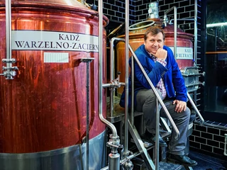 Kiedyś warzył piwo w domu, dzisiaj Piotr Piekarski zarządza browarem, który ma produkować milion litrów piw rzemieślniczych rocznie