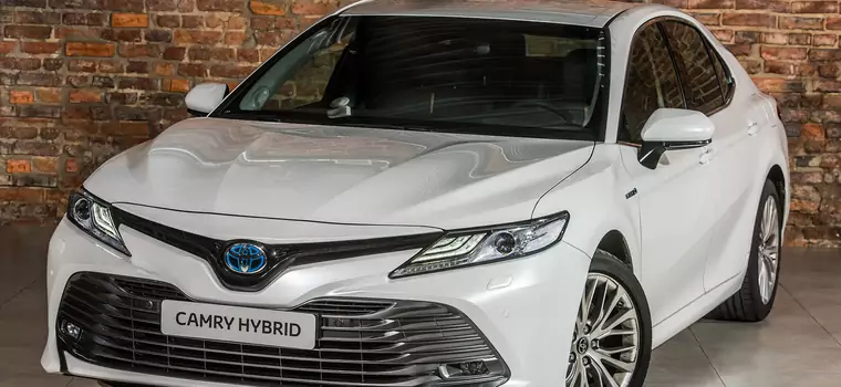 Teraz Toyota Camry będzie hybrydowa