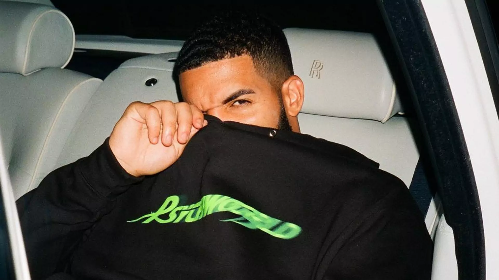 Drake wyprodukuje serial dla HBO. Jest już pierwszy niepokojący zwiastun