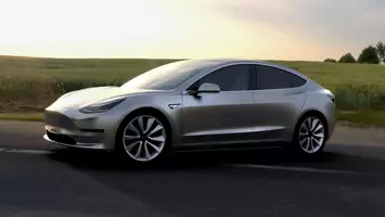 Tesla Model 3 ma być dużo tańsza dzięki nowym bateriom