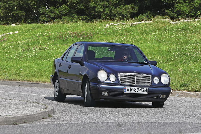 Mercedes W210