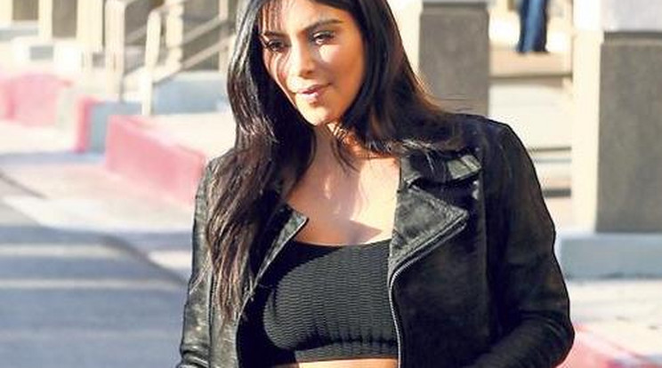 Kim Kardashian: nagy feneket mindenkinek!