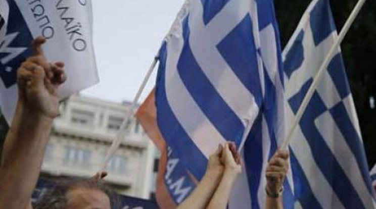 Görögország: A felmérések szerint a nem-szavazatok győztek 