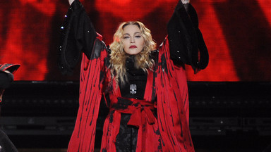 Madonna trafiła na OIOM. "Nadal jest pod opieką lekarzy"