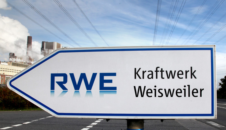 Logo RWE AG. Fot. Hannelore Foerster/Bloomberg