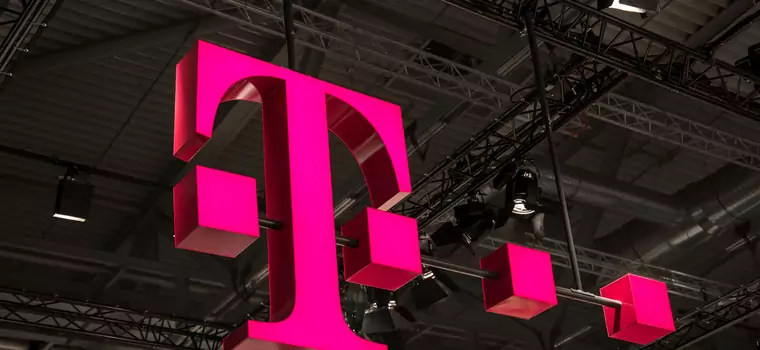 Wyciek z T-Mobile. Dane 100 mln użytkowników pojawiły się w dark necie