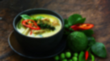 Zielone curry z kurczakiem. Poznaj orientalne smaki Tajlandii