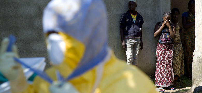 WHO: znów wzrósł bilans ofiar śmiertelnych eboli