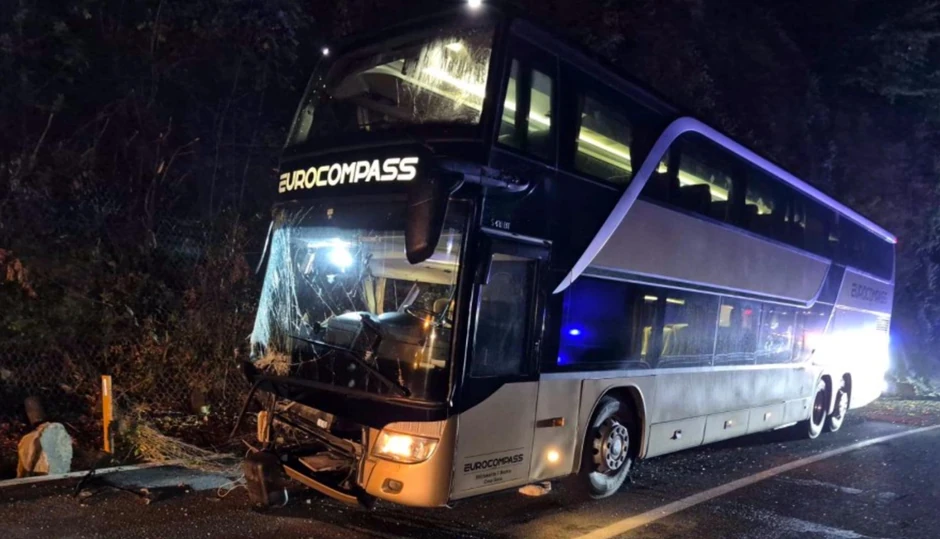udesu autobusa sa izviđačkom ekskurzijom kod Mojkovca