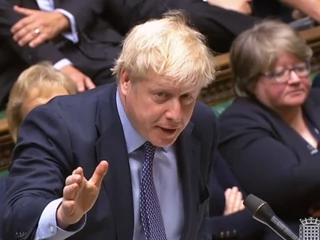 Premier Wielkiej Brytanii Boris Johnson nie ma większości w parlamencie