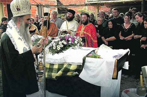 Na sahranu pantelije Dakića došli su svi Srbi iz sela