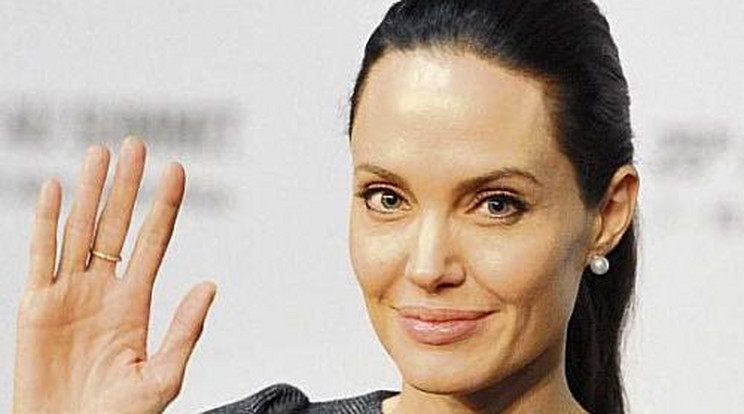 Jolie életre kelti Nagy Katalin cárnőt