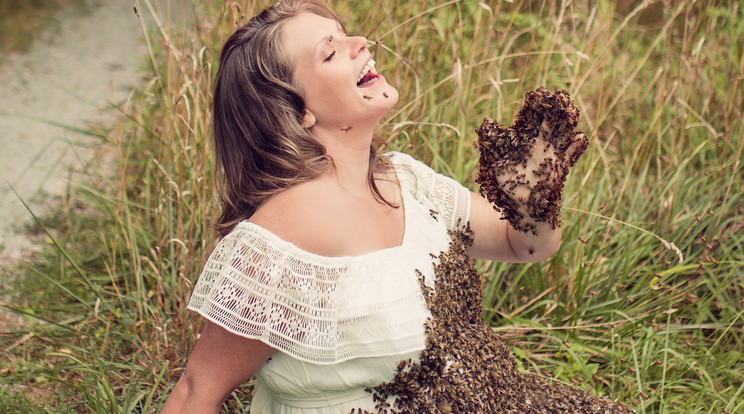 Nem mindennapi terhességi fotókat készített Emily Mueller méhész / Fotó: Northfoto