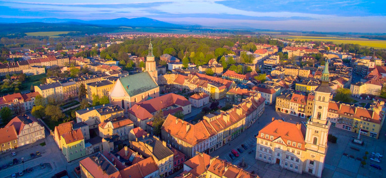 Prudnik - dżuma, ekskomunika, dobrzy bracia i ręczniki frote