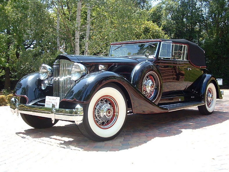 Pebble Beach: zwycięzcą Alfa Romeo 8C 2900B Touring Berlinetta