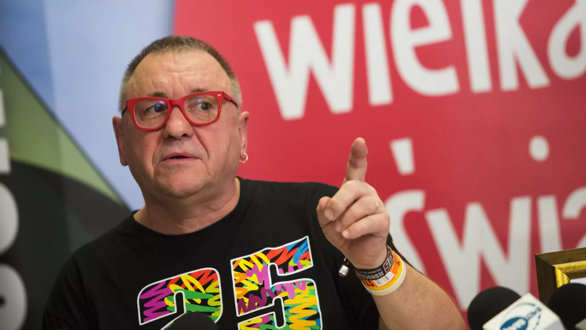 Jerzy Owsiak o zatrzymaniach manifestujących przed Sejmem: "Szeryfie, co tu się dzieje?"