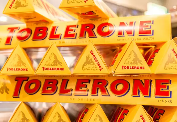 Lubisz czekoladki Toblerone? Prawdopodobnie całe życie jadłeś je źle