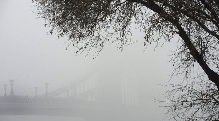 Köd miatt adtak ki riasztást az ország több részére /Fotó: MTI - Balogh Zoltán