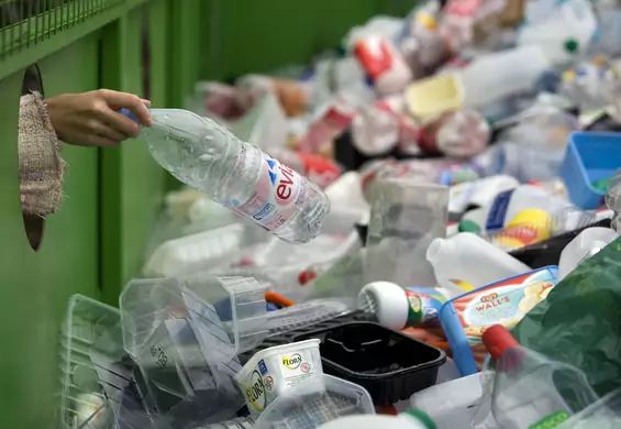 Naukowcy opracowali enzym, który przyspiesza rozkład plastiku PET