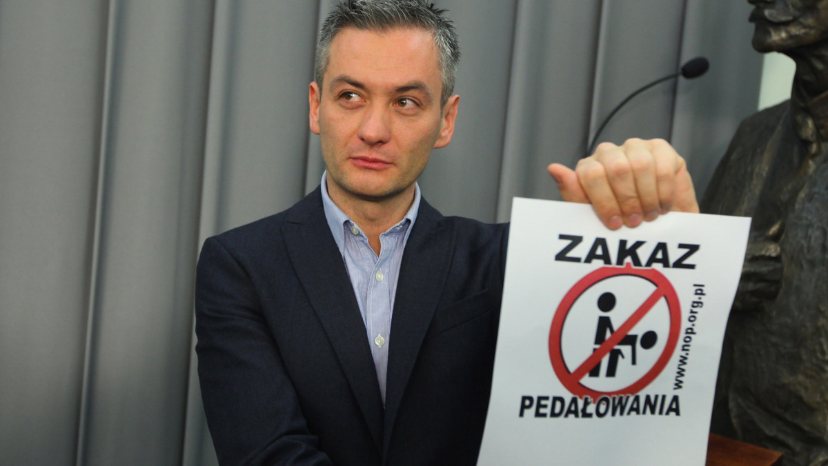 Warszawska prokuratura zaskarży decyzję sądu, który zarejestrował znak "zakaz pedałowania" i krzyż celtycki jako kolejne symbole Narodowego Odrodzenia Polski.