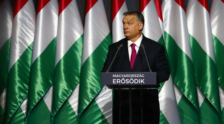 Orbán Viktor miniszterelnök a 2017 februárjában, az évértékelő beszéde során a Várkert Bazárban. /Fotó: Fuszek Gábor