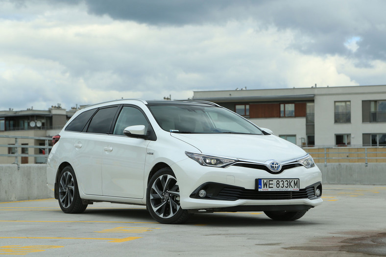 Toyota Auris - maksymalny rabat 10 000 zł