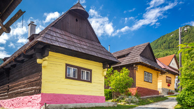 Ta słowacka wioska to prawdziwy żywy skansen
