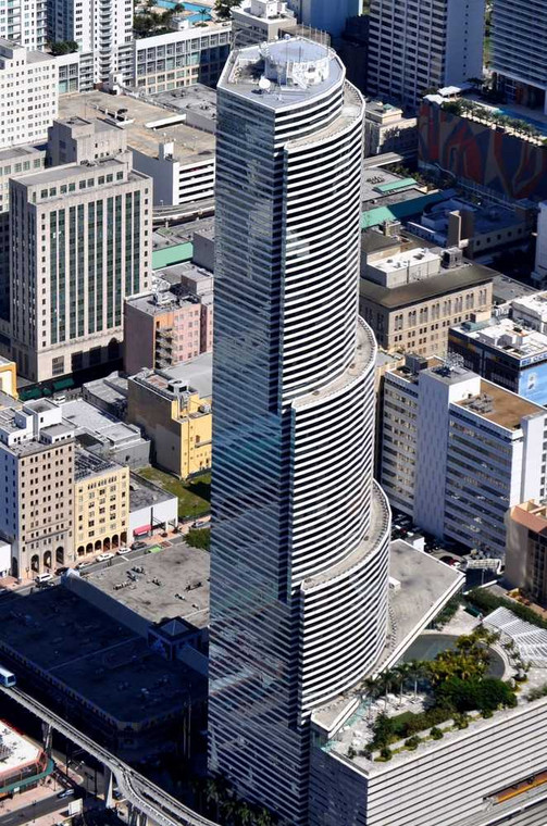 Bank of America Tower - oddany do użytku w 2009 r. wieżowiec w Nowym Jorku. Liczy 366 m wysokości Fot. Shutterstock