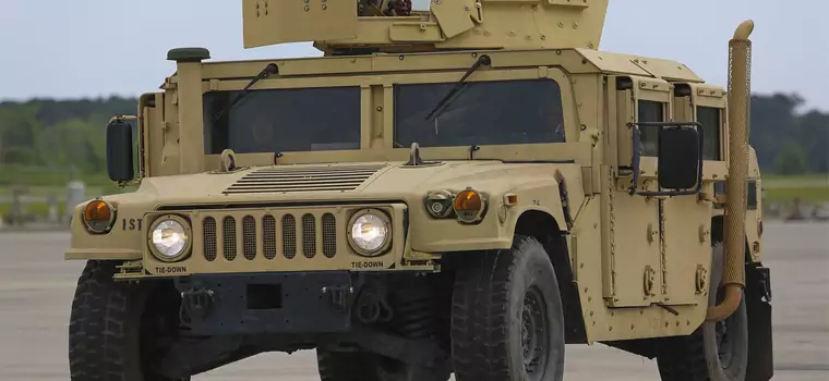 Szykuje się wielka zmiana w amerykańskiej armii. Opancerzone Humvee pozbędą się ważnego słabego punktu