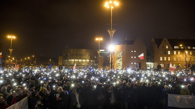 Protesty w miastach po zawieszeniu w obowiązkach sędziego Juszczyszyna