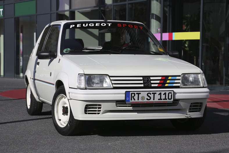 Peugeot 205 Rallye 1.9 - rajdówka wagi lekkiej