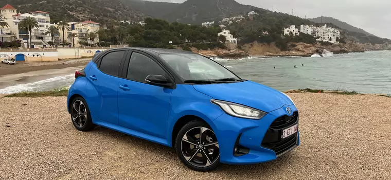 Toyota Yaris teraz z jeszcze mocniejszą hybrydą. Już nią jeździłem. Klienci pokochają ten model?