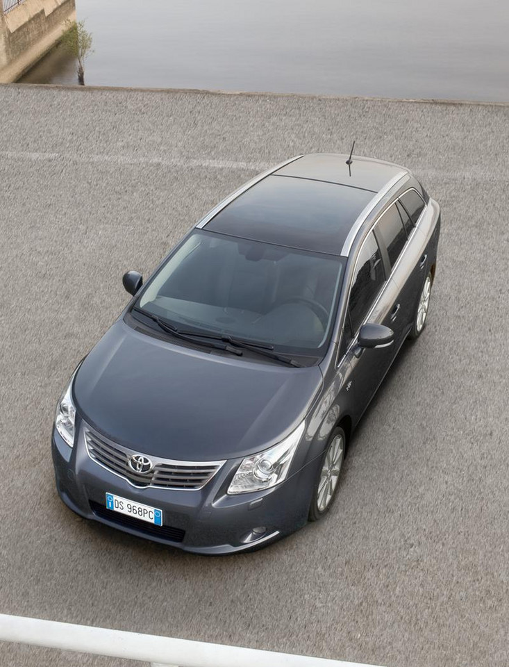 Toyota Avensis: pierwsze wrażenia z jazdy