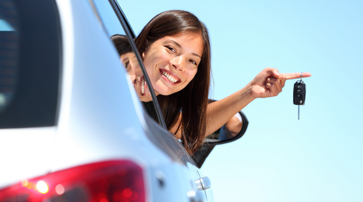 A nők tényleg jobb sofőrök lennének? / Fotó: Northfoto