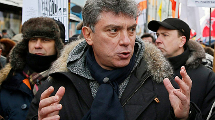Borisz Nyemcovot hat évvel ezelőtt gyilkolták meg Moszkvában. Ez a fotó egy ellenzéki tüntetésen készült/ Fotó: MTI/EPA/Jurij Kocsetkov