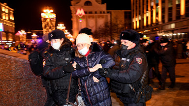 Projekt zaostrzenia represji wobec protestujących w Rosji. Wcielenie do wojska i zsyłka do Donbasu