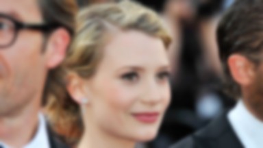 Piękna Mia Wasikowska w Cannes