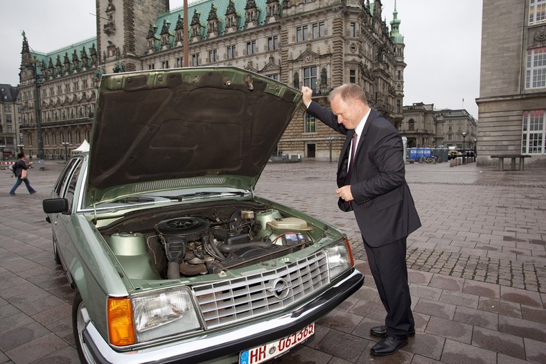 Opel Senator: limuzyna dla prezesa