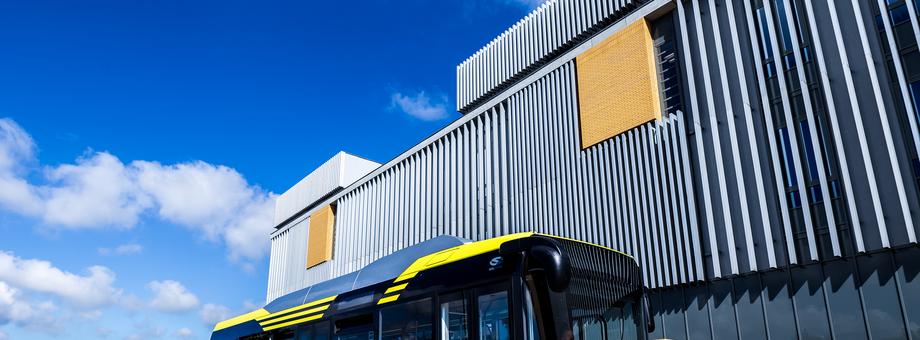 Po Niemczech kursuje już 27 autobusów elektrycznych Solarisa