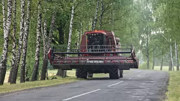 Masz pawo jazdy kat. B? I Ty możesz zostać kombajnistą. Albo motocyklistą