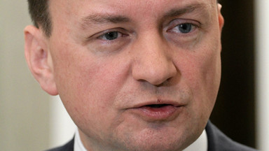 Mariusz Błaszczak: minister finansów gra "na panikę" na rynku