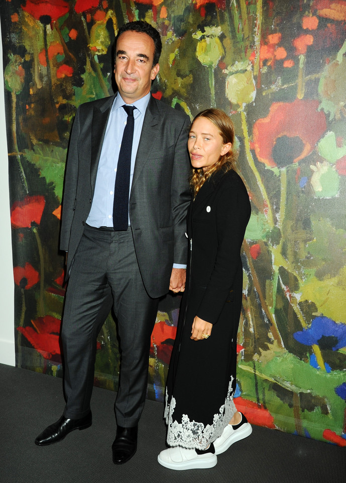 Mary-Kate Olsen i Olivier Sarkozy na Take Home A Nude Art party