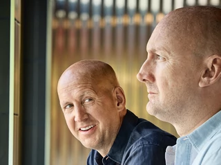 Bracia Richard Bergfors i Christoffer Bergfors — czyli prezes i wiceprezes Max Premium Burgers