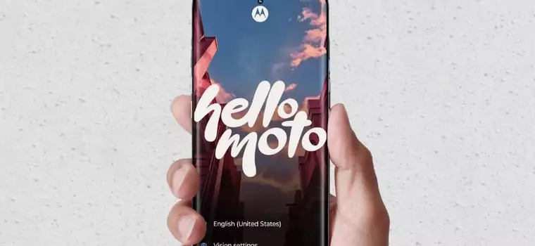 Motorola zaprezentowała nowy smartfon. To sprzęt ze średniej półki z szybkim ładowaniem