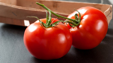 Jak przedłużyć trwałość pomidorów? Wypróbuj ten sposób