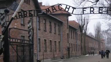 80 lat temu do KL Auschwitz dotarł pierwszy transport więźniarek