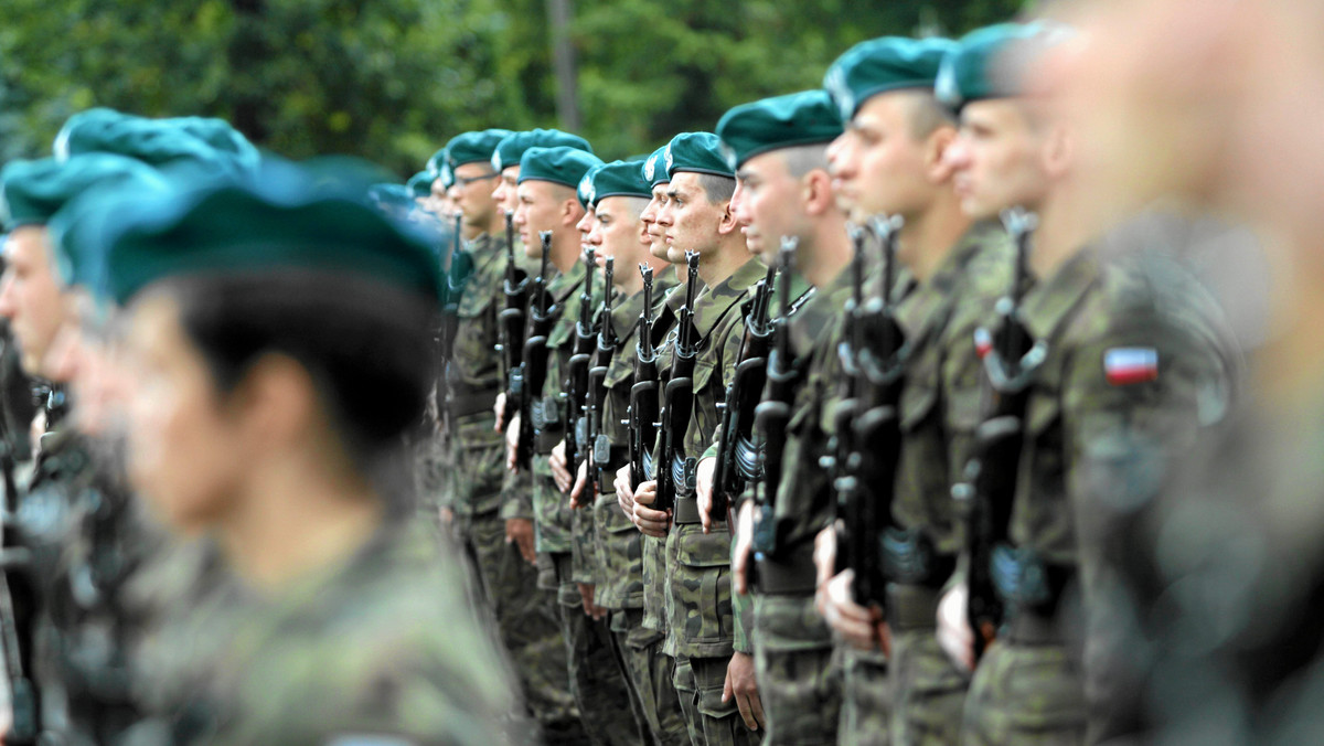 Wojsko wojewodów, Gwardia Narodowa, a nawet Armia Krajowa. Narodowe Siły Rezerwowe czeka reforma i niewykluczone, że również zmiana nazwy. Pomysłów jest wiele, ale każdemu przyświeca ten sam cel – tworzenie oddziałów obrony terytorialnej.