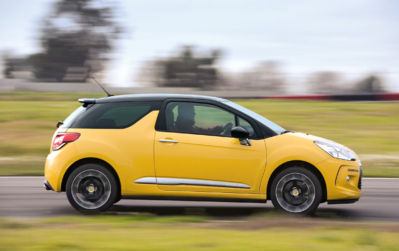 Modne, mocne maluchy: Citroen DS3 THP 150 kontra Abarth 500 i Mini Cooper