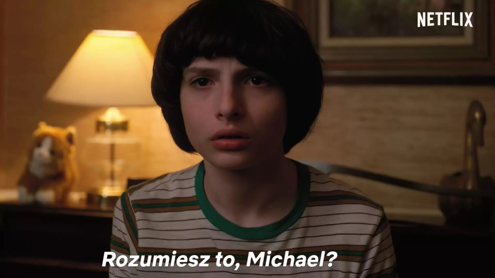 Oto pierwszy fragment "Stranger Things" 2. Scena przesłuchania Mike'a przyprawia o dreszcze