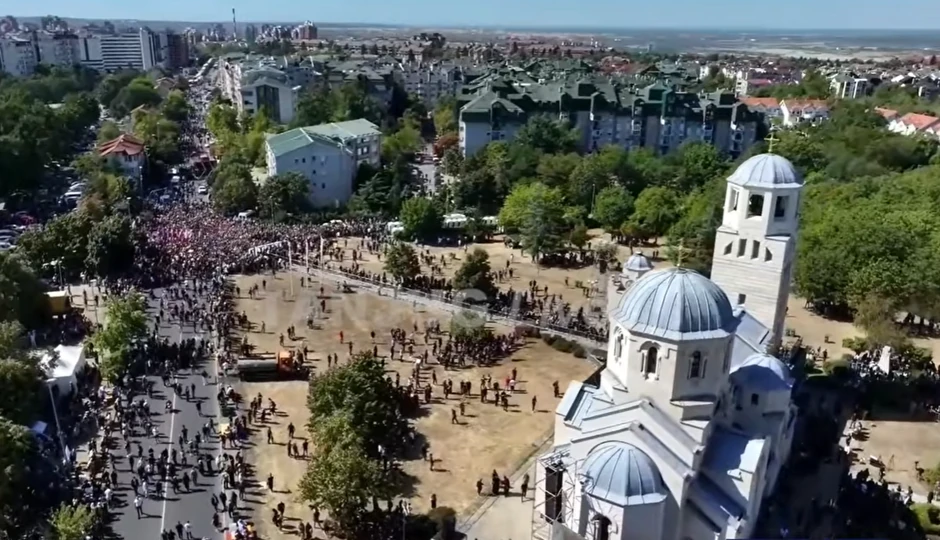 Sahrana Ratka Mladića, crkva Svetog apostola Luke na Vidikovcu 